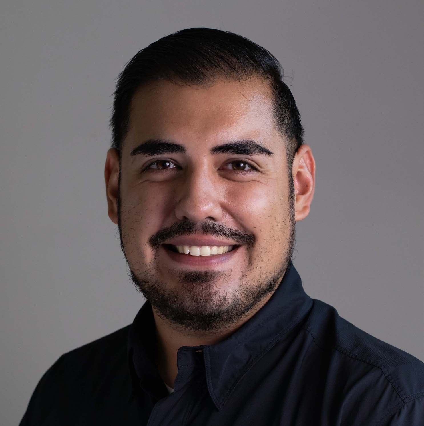 Ricardo Jara headshot