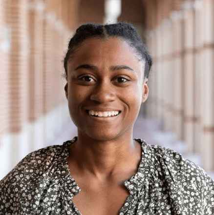 Headshot of Myriam Oliver