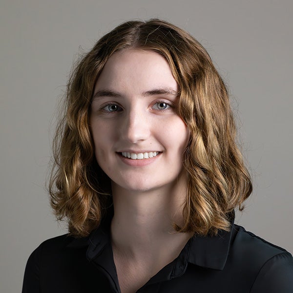 Isabel Wasserman Headshot