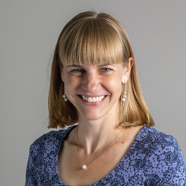 Kirsten Siebach headshot