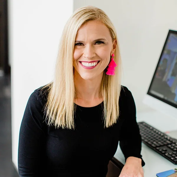 Kelley Prust headshot