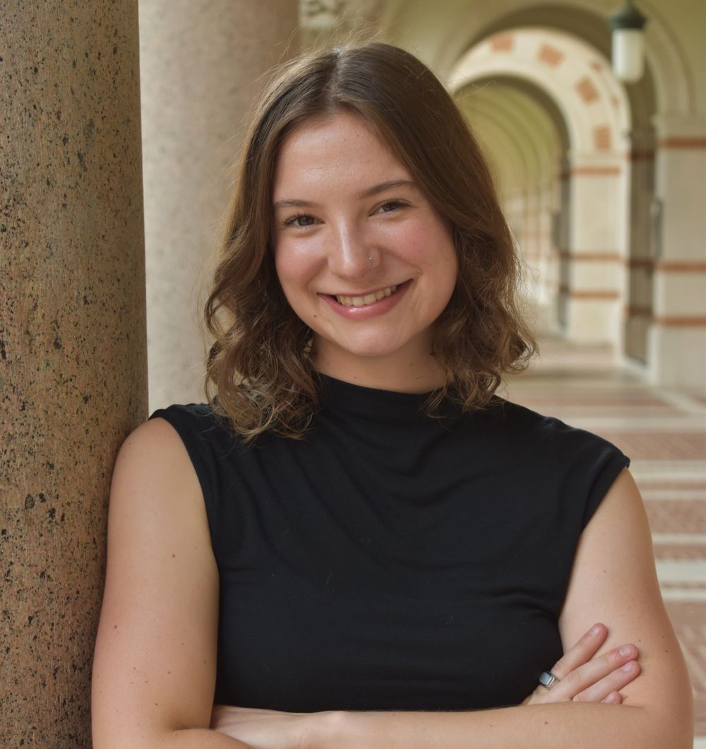 Ava Kirchen Headshot