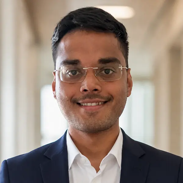 photo of Vignesh V. Kala