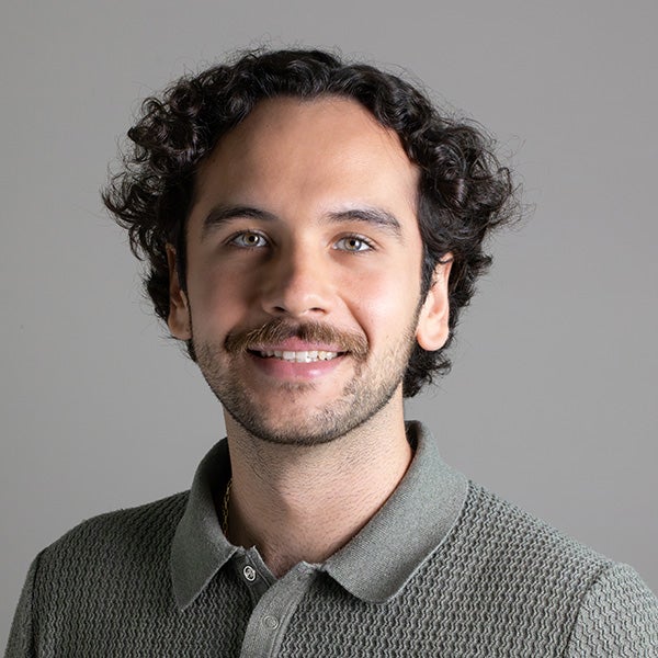 Headshot of Salvador Blanco