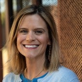 Kim Philippi Headshot