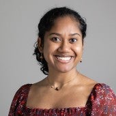 Divya Saikumar Headshot