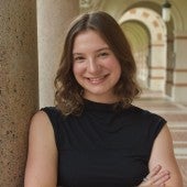 Ava Kirchen Headshot