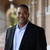 Eric Lewis Headshot