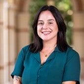 Clare Rezentes headshot